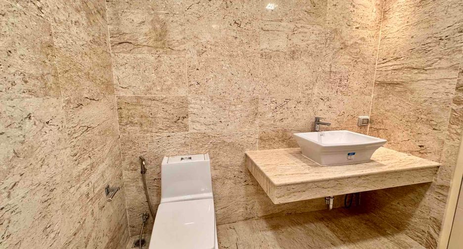 Wohnung zum Kauf mit 3 Zimmer in Si Racha, Chonburi