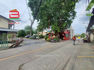 For sale 3 bedrooms townhouse in Bang Sue, Bangkok