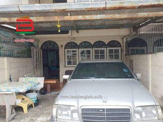 For sale 3 bedrooms townhouse in Bang Sue, Bangkok
