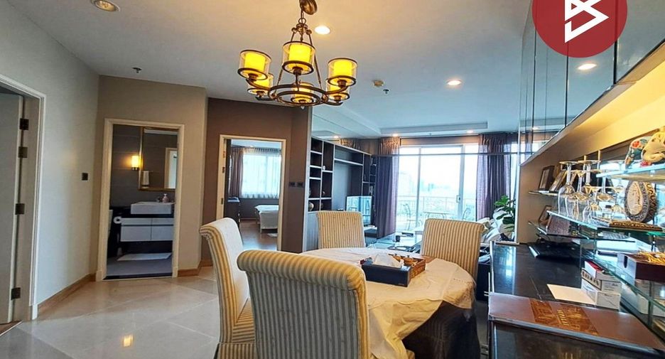 For sale 2 bedrooms condo in Huai Khwang, Bangkok