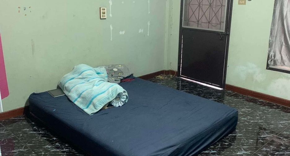 Reihenhaus zum Kauf mit 3 Zimmer in Ban Pong, Ratchaburi