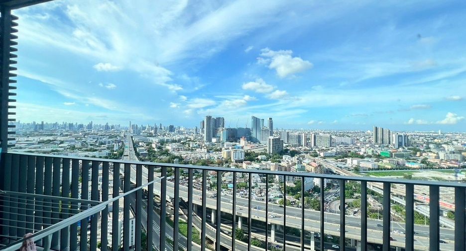 À louer 2 chambres condo à Bang Na, Bangkok