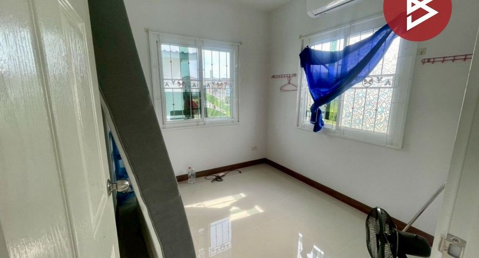 For sale 3 bedrooms house in Nong Chok, Bangkok