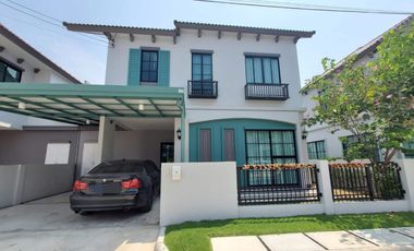 出租 3 卧室 独立屋 在 Lat Krabang, 曼谷
