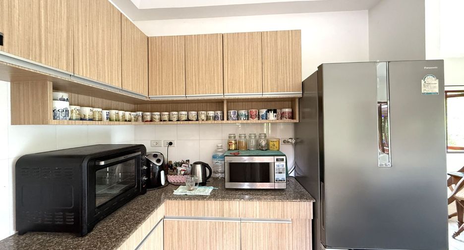 For sale 3 bedrooms villa in Mueang Krabi, Krabi
