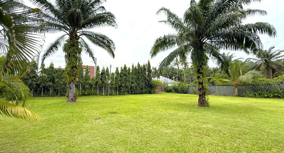 For sale 3 bedrooms villa in Mueang Krabi, Krabi