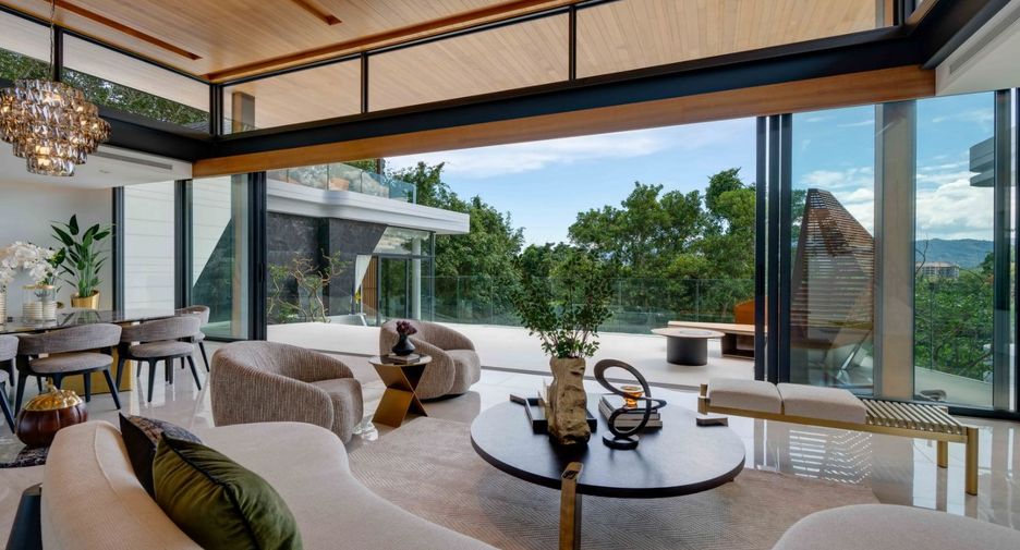 For sale 4 bedrooms villa in Thalang, Phuket