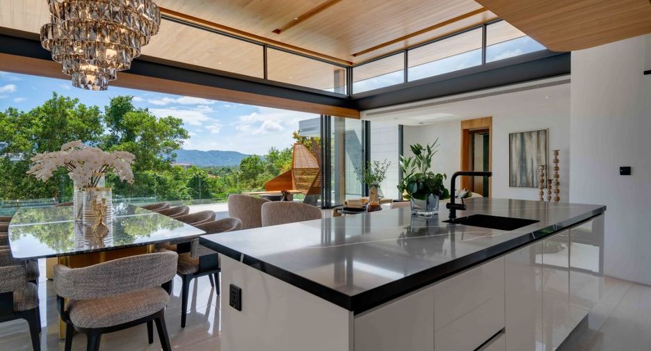 For sale 4 bedrooms villa in Thalang, Phuket