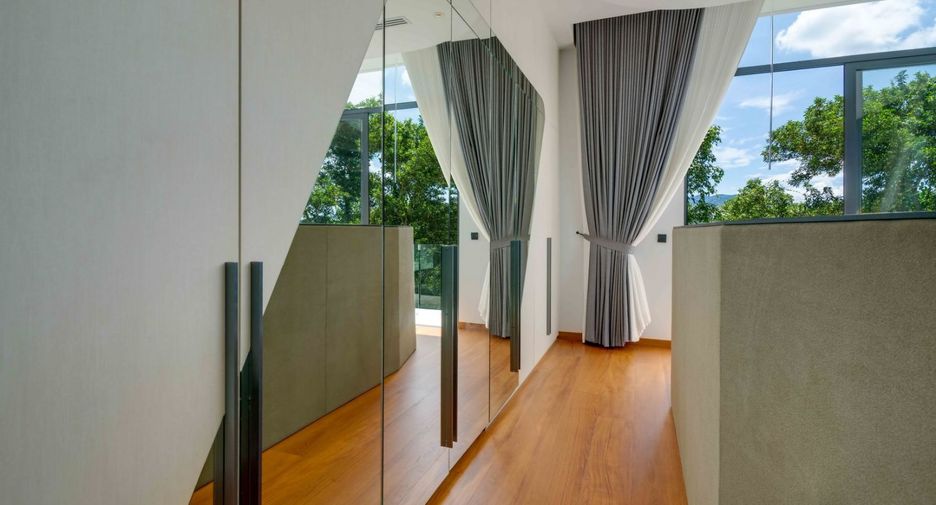 For sale 4 bedrooms villa in Thalang, Phuket