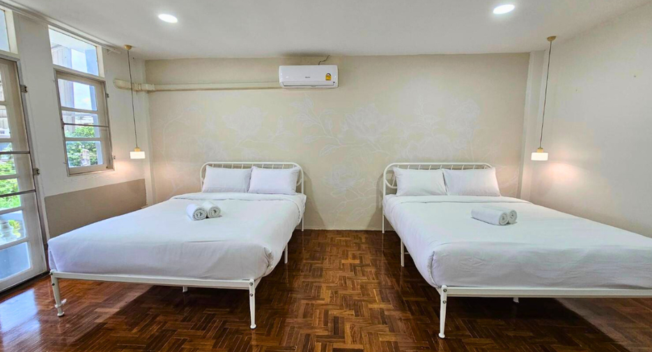 For rent 3 bedrooms townhouse in Mueang Chiang Mai, Chiang Mai