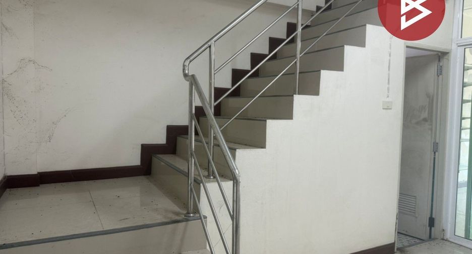For sale retail Space in San Kamphaeng, Chiang Mai