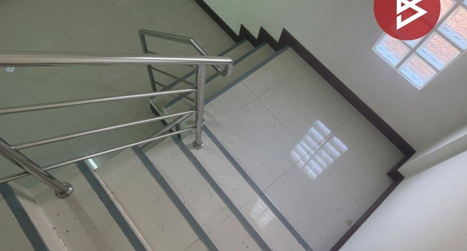 For sale retail Space in San Kamphaeng, Chiang Mai