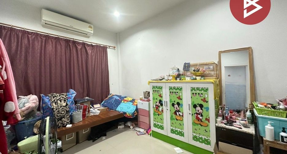 出售 公寓 联排别墅 在 Pluak Daeng, Rayong