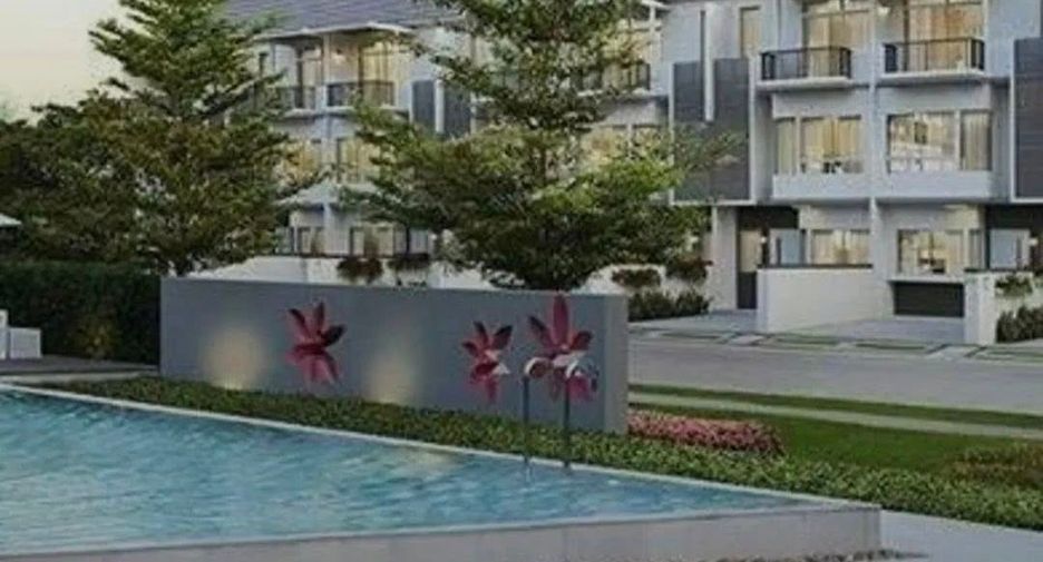 For sale 3 ベッドルーム townhouse in Thung Khru, Bangkok