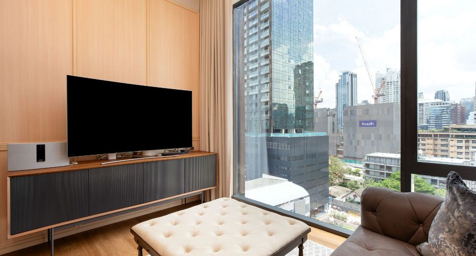 For sale 3 bedrooms condo in Pathum Wan, Bangkok