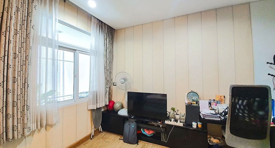 For sale 1 Beds condo in Din Daeng, Bangkok