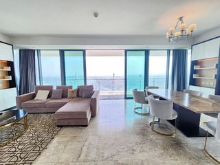For rent 3 bedrooms condo in Yan Nawa, Bangkok
