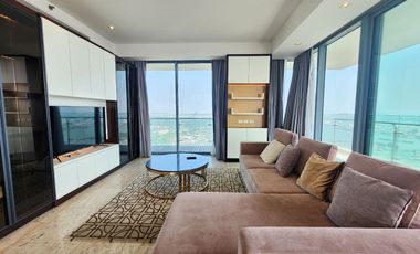 For rent 3 bedrooms condo in Yan Nawa, Bangkok