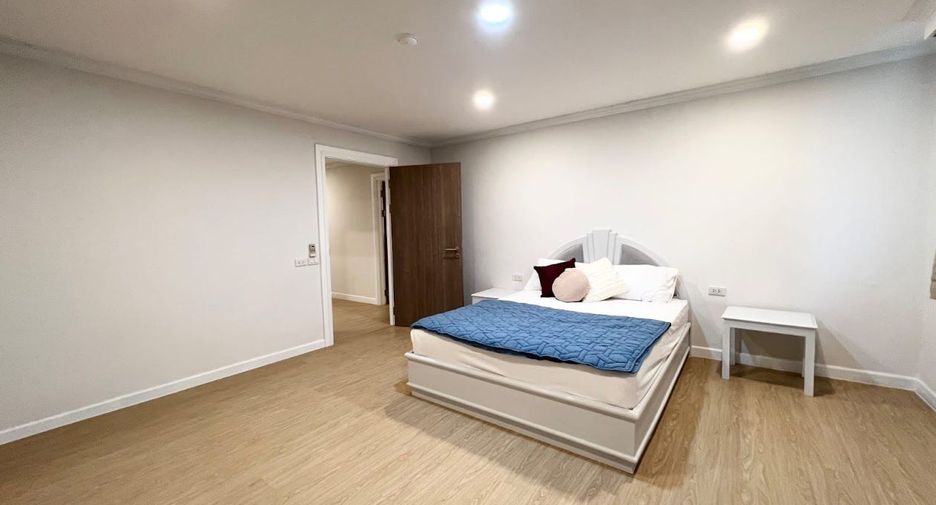 Wohnung zur Miete und zum Kauf mit 4 Zimmer in Watthana, Bangkok