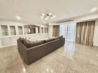 出租 和 出售 4 卧室 公寓 在 Watthana, 曼谷