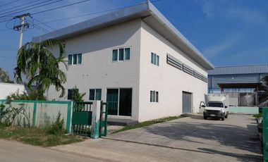 À vendre 3 chambres entrepôt à Sai Noi, Nonthaburi