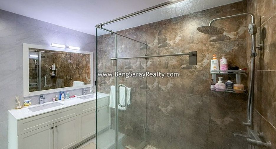 For sale 2 bedrooms condo in Bang Lamung, Chonburi