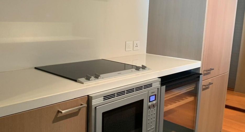 For rent 2 bedrooms condo in Sathon, Bangkok