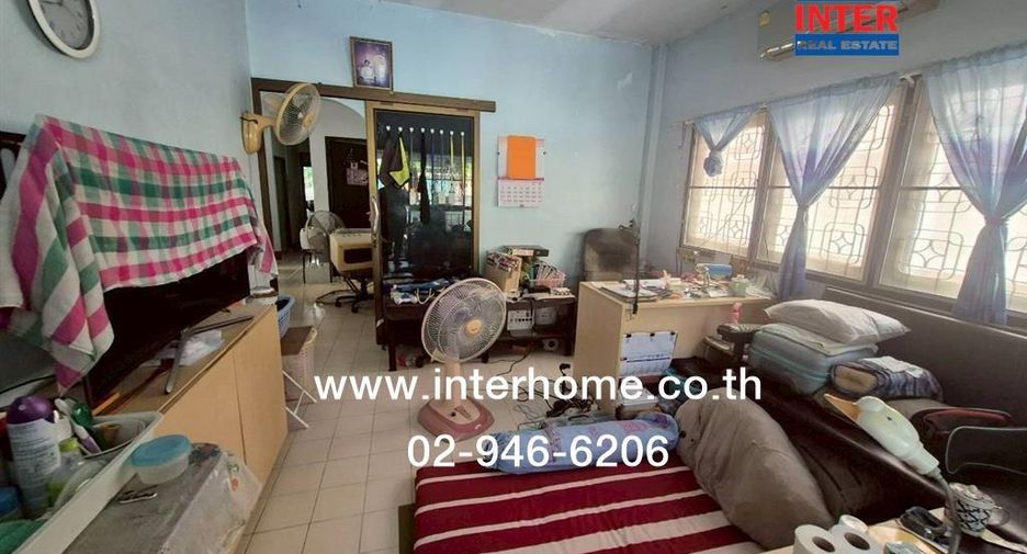 Haus zum Kauf mit 3 Zimmer in Pak Kret, Nonthaburi