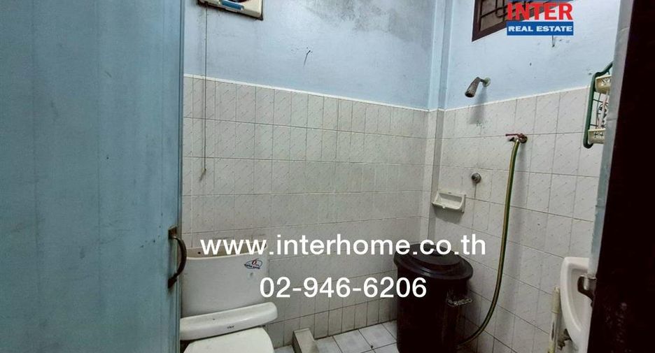 Haus zum Kauf mit 3 Zimmer in Pak Kret, Nonthaburi
