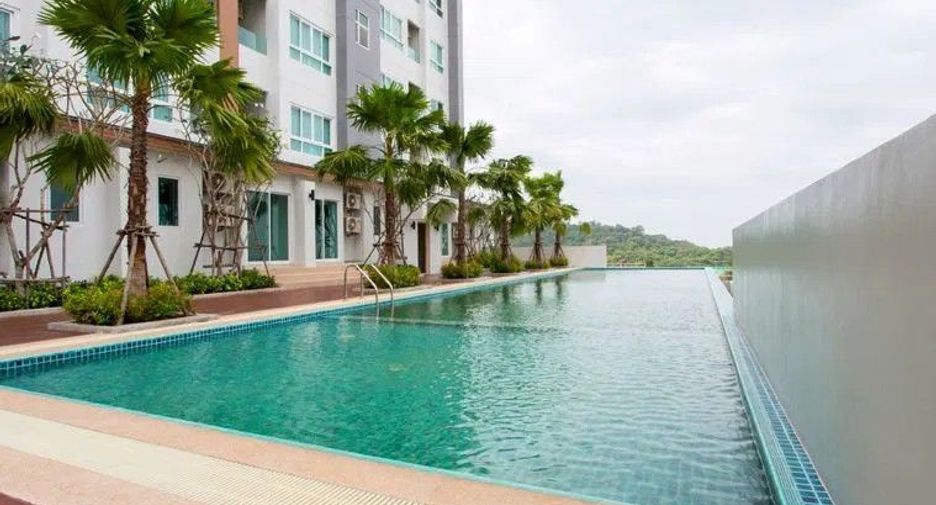 For sale 1 bed condo in Si Racha, Chonburi