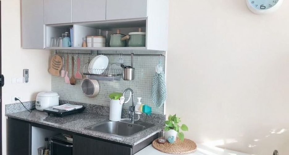 For sale 1 bed condo in Si Racha, Chonburi
