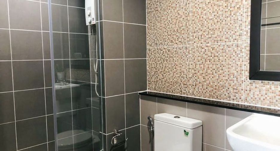 For sale 1 bed condo in Si Racha, Chonburi