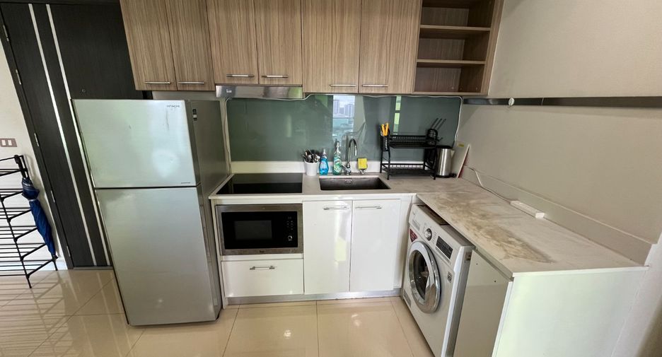 For sale 2 bedrooms condo in Bang Lamung, Chonburi