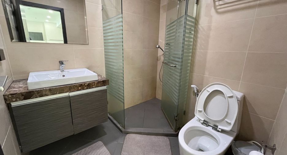 For sale 2 bedrooms condo in Bang Lamung, Chonburi