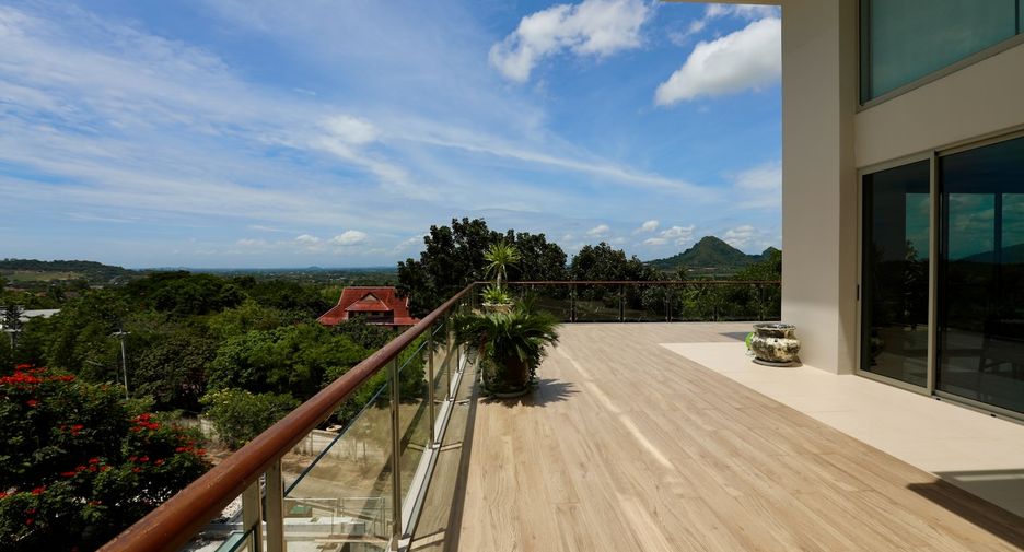 出租 和 出售 3 卧室 公寓 在 Sattahip, Chon Buri