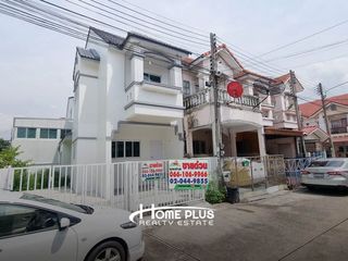 出售 3 卧室 联排别墅 在 Mueang Pathum Thani, Pathum Thani