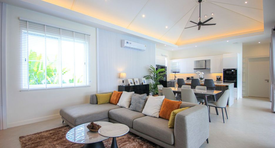 For sale 3 bedrooms villa in Hua Hin, Prachuap Khiri Khan