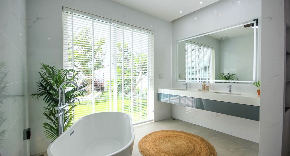 For sale 3 bedrooms villa in Hua Hin, Prachuap Khiri Khan