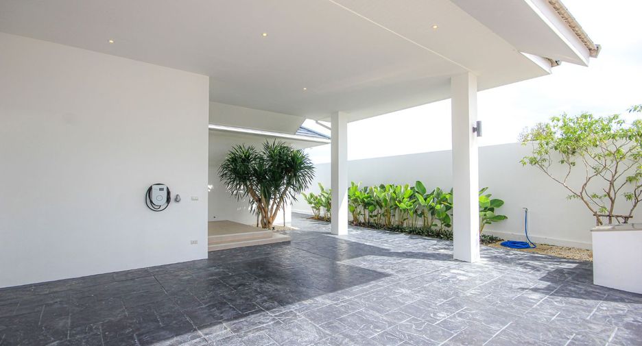 For sale 3 bedrooms villa in Hua Hin, Prachuap Khiri Khan