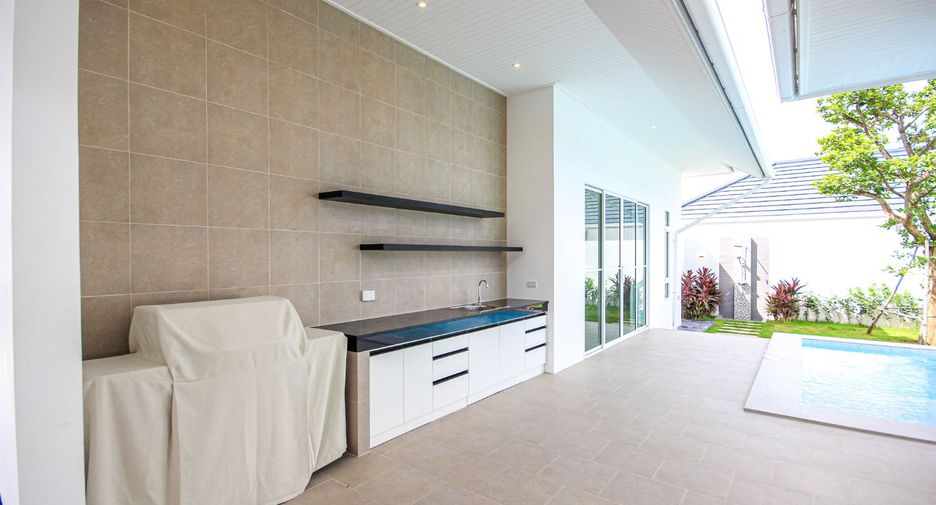 For sale 3 bedrooms villa in Hua Hin, Prachuap Khiri Khan