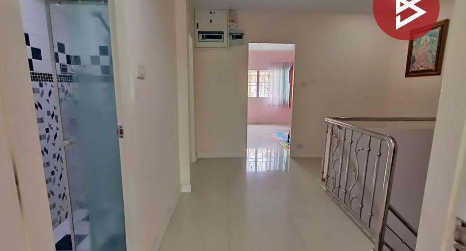 For sale studio townhouse in Bangkok Noi, Bangkok