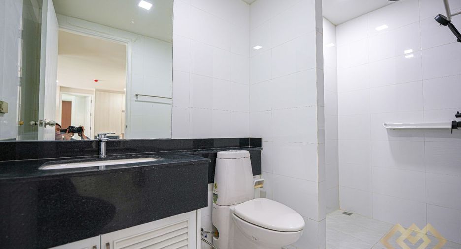 For rent 2 bedrooms condo in Bang Lamung, Chonburi