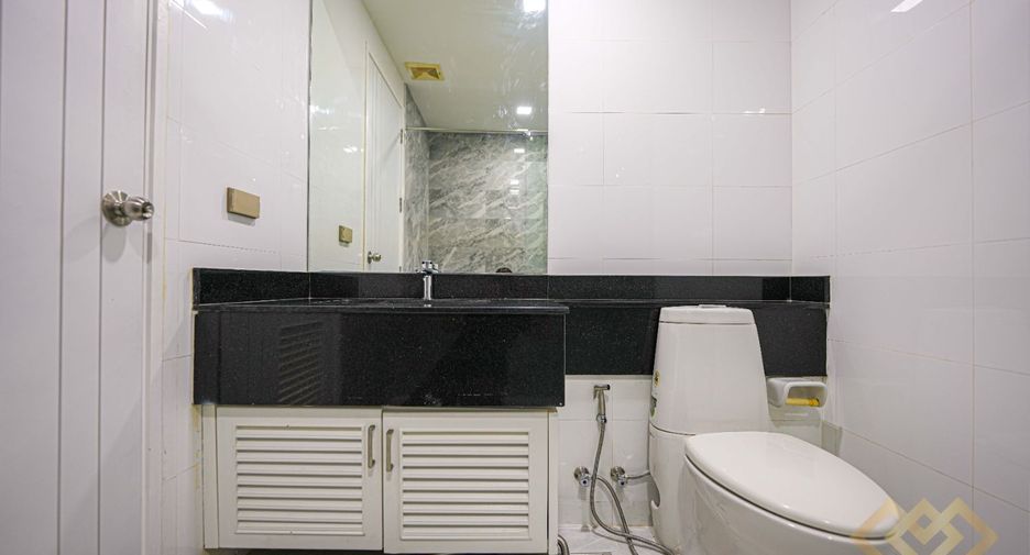 For rent 2 bedrooms condo in Bang Lamung, Chonburi
