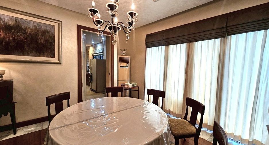 À vendre 3 chambres maison à Wang Thonglang, Bangkok