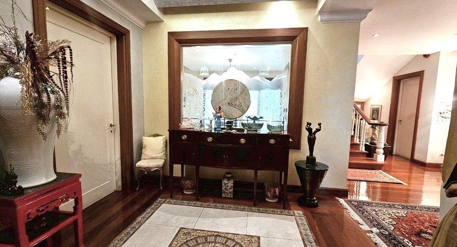 À vendre 3 chambres maison à Wang Thonglang, Bangkok