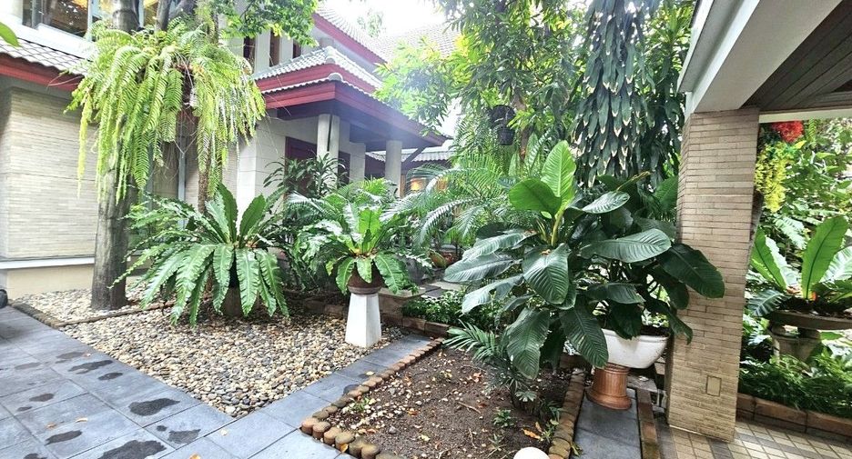 À vendre 3 chambres maison à Wang Thonglang, Bangkok