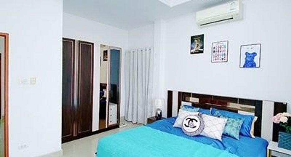 For rent 4 ベッドルーム villa in Bang Lamung, Chonburi