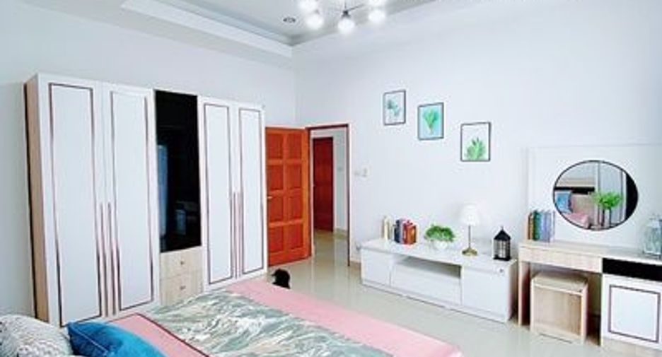 For rent 4 ベッドルーム villa in Bang Lamung, Chonburi