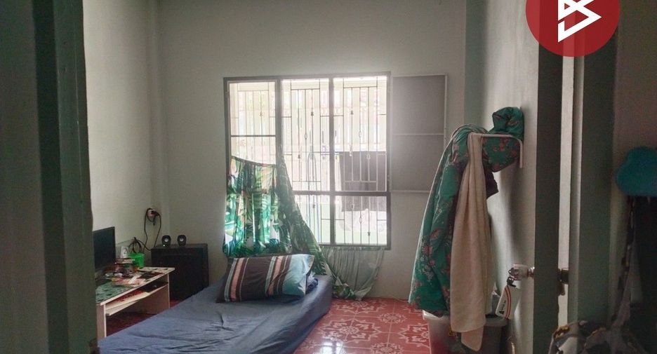 For sale 2 bedrooms townhouse in Phra Samut Chedi, Samut Prakan