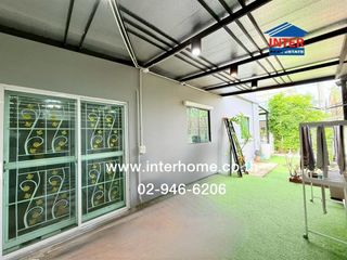 For rent そして for sale 4 ベッドルーム townhouse in Bang Khae, Bangkok
